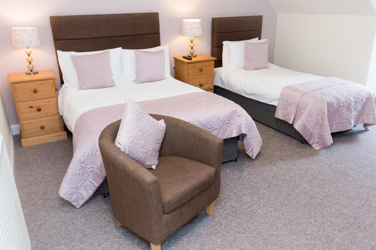Elm Guest House Hawick Bagian luar foto