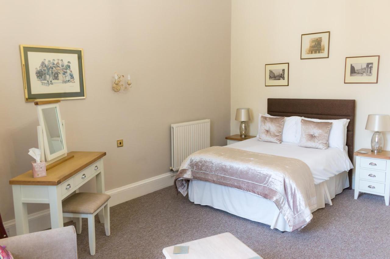 Elm Guest House Hawick Bagian luar foto