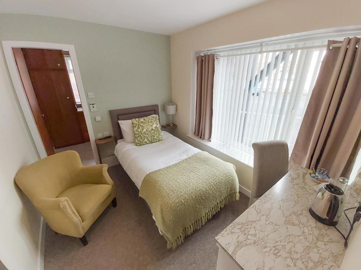 Elm Guest House Hawick Bagian luar foto