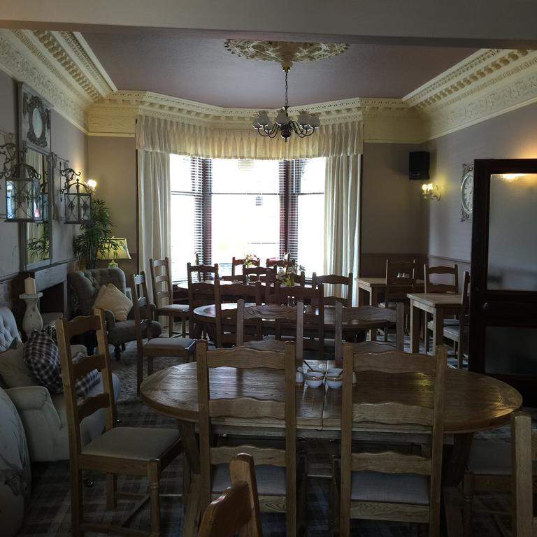 Elm Guest House Hawick Bagian luar foto