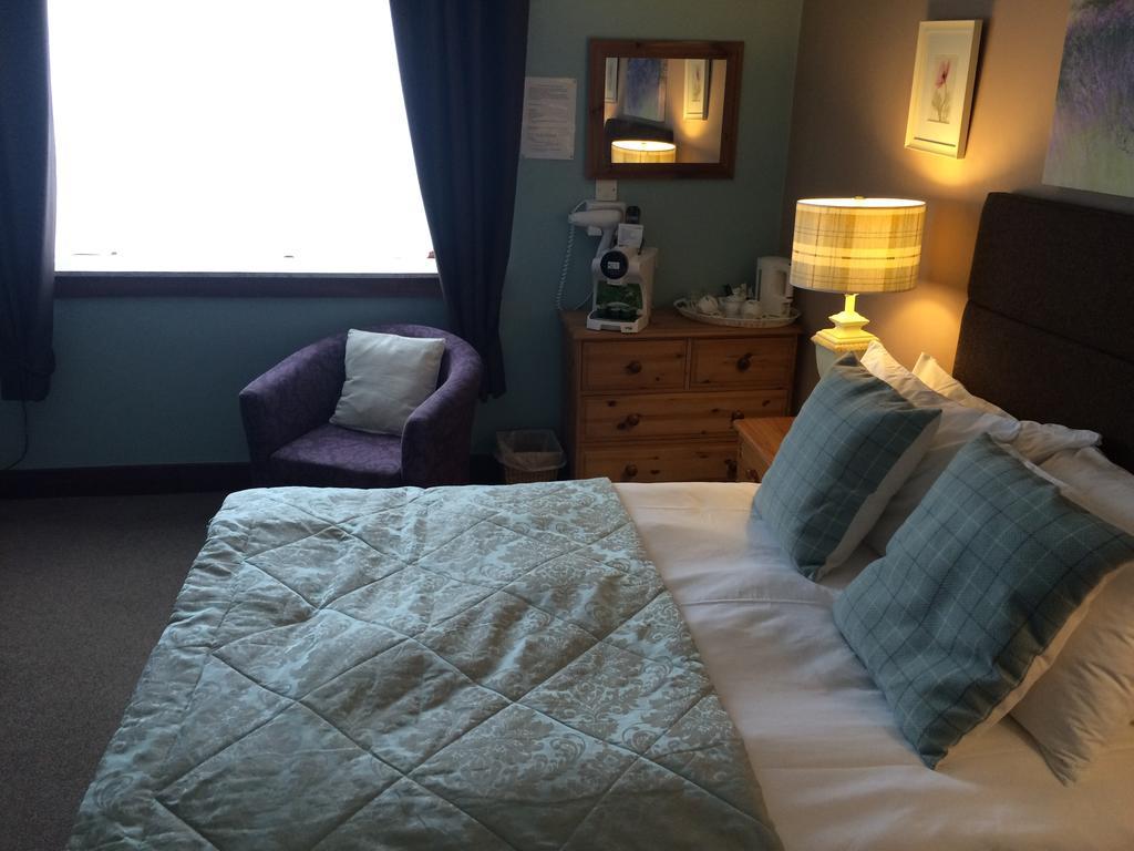 Elm Guest House Hawick Bagian luar foto