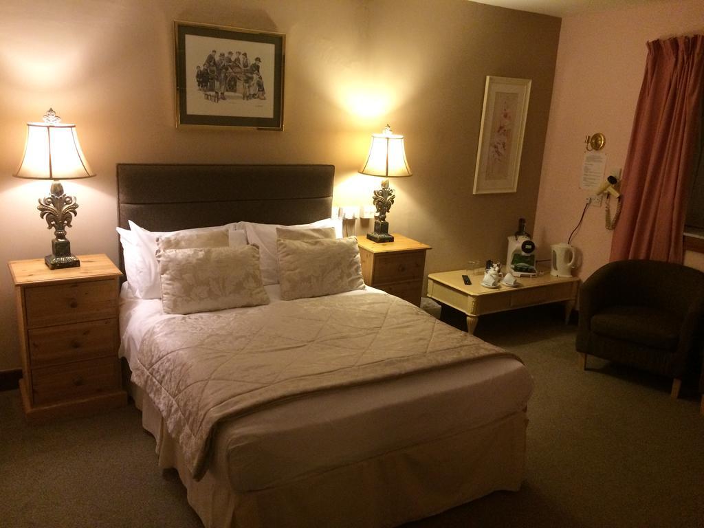 Elm Guest House Hawick Bagian luar foto