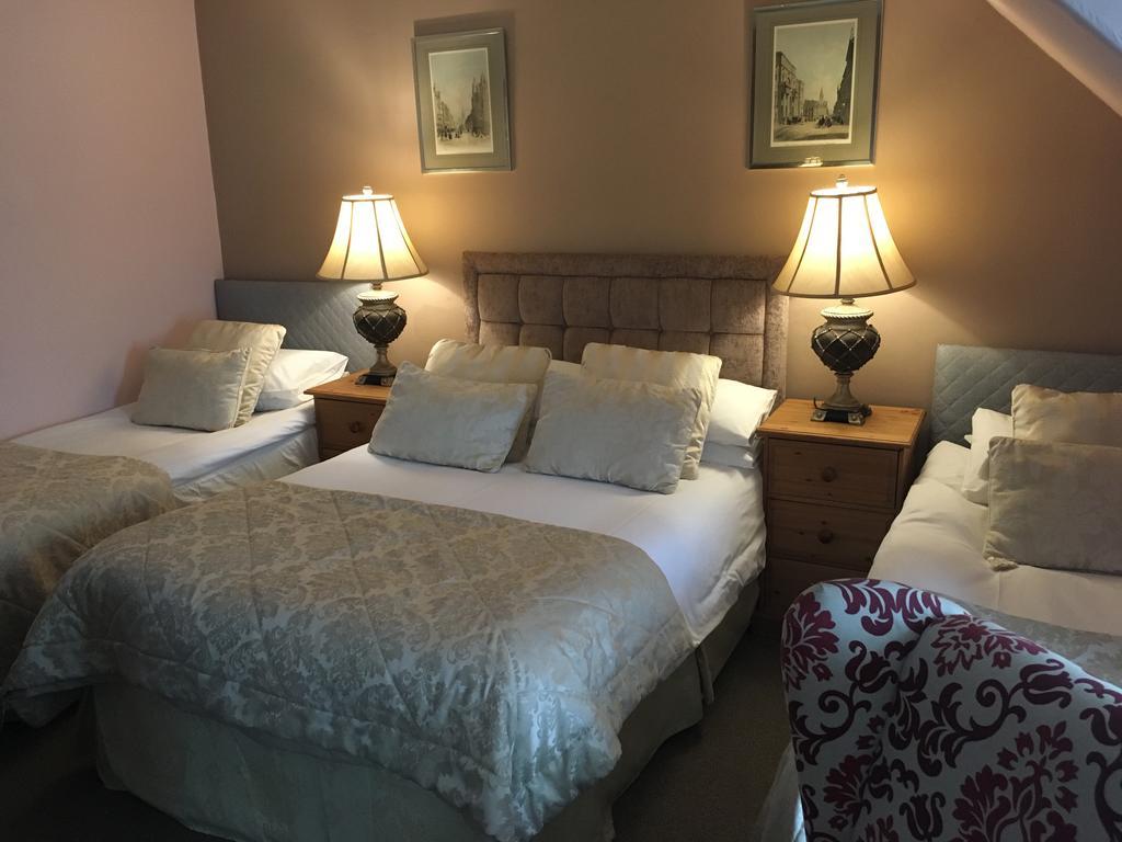 Elm Guest House Hawick Bagian luar foto